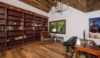 25 Los Alamos Cir, Angel Fire, NM 87710