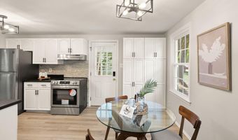 5141 BRADFIELD Dr, Annandale, VA 22003