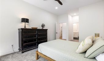2808 Palisades Cir, Bentonville, AR 72712