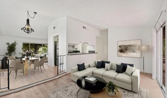 2050 Oak Hill Dr, Escondido, CA 92027