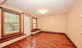 36 Old Farm Rd, Bedford, NH 03110
