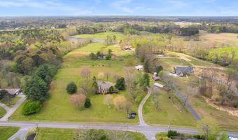 2072 Walnut St, Albertville, AL 35950
