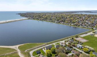 82 Ellery Rd, Newport, RI 02840