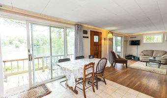 16 Clark Island Rd, Amherst, NH 03031