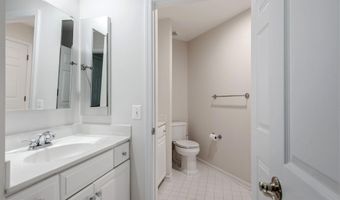 9 FRANKLIN St, Alexandria, VA 22314