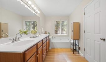 3513 Robin Ln, Acworth, GA 30101