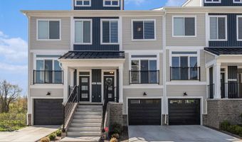 2759 Bristol Ridge Dr, Ann Arbor, MI 48105