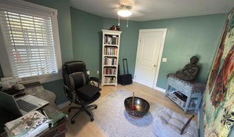 14 Wards Hill Rd, Baldwin, ME 04091
