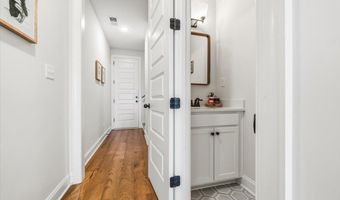 6391 CLARKSON Cir W, Arlington, TN 38002