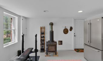 7087 DICK WOODS Rd, Afton, VA 22920