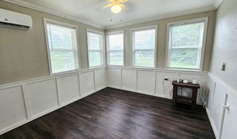 861 Oak Crst, Baxter Springs, KS 66713