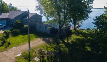 196 W Lake Dr, Arlington, SD 57212