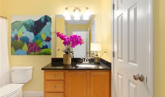 45 Saw Mill Dr 305, North Kingstown, RI 02852