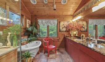 236 Surriner Rd, Becket, MA 01223