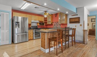 220 Main -105 South Toulme St, Bay St. Louis, MS 39520