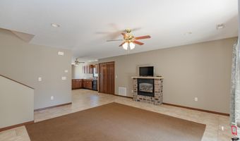 342 Benit Dr #4, Arnolds Park, IA 51331