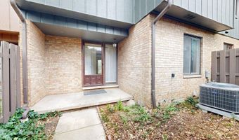 2609 Meade Ct, Ann Arbor, MI 48105