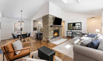 113 Birchwood Rd, Blakeslee, PA 18610