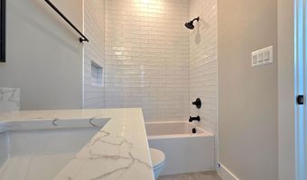 41 E REED Ave, Alexandria, VA 22305