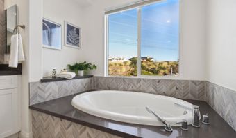 6654 Peregrine Pl, Carlsbad, CA 92011