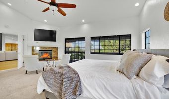 21245 OLD OAK Rd, Alpine, CA 91901