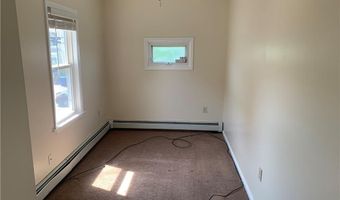 116 Summer St, Lincoln, RI 02838