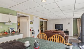 80 Maple St, Acton, ME 04001
