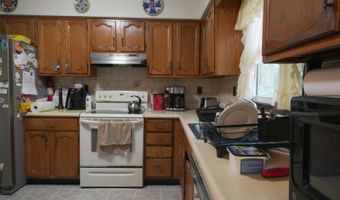 48 Byram Ave, Andover, NJ 07801