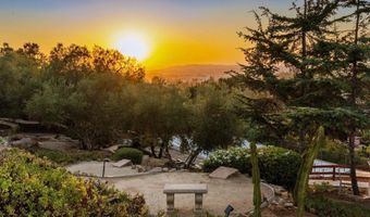 9586 Alto Dr, La Mesa, CA 91941