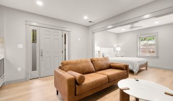 4111 18TH Rd N 1, Arlington, VA 22207