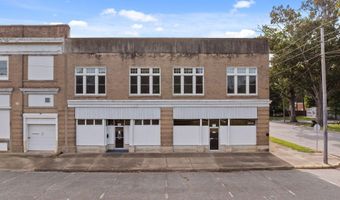 522 W 1st St, Ayden, NC 28513