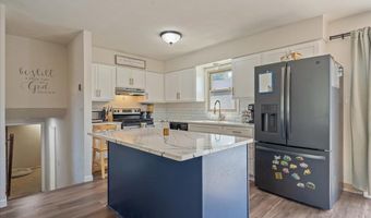 1205 E CARLSON St, Cheyenne, WY 82009