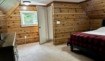 2 Piper Ln, Abbot, ME 04406