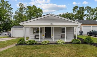 754 High St, Cumberland, RI 02864