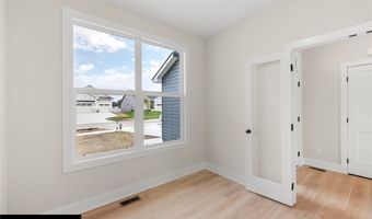 4415 NE 8th St, Ankeny, IA 50021