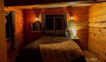 18552 Twenty Mile Rd, Adel, OR 97620