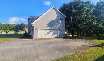1611 Hollister Dr, Alcoa, TN 37701
