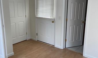 17 WHITE CRANE Dr, Berlin, MD 21811