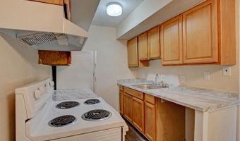 90 VILLAGE Dr, Dover, DE 19904