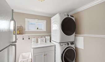 61 Archer Ave S, Bayville, NJ 08721