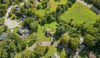 15811 Perkins Ln, Bowie, MD 20716