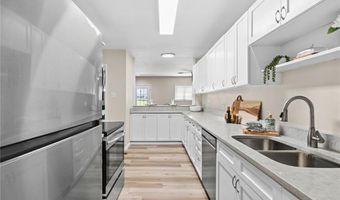 6334 Hurstgreen Ln, Affton, MO 63123