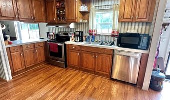 40 Lynn Ln, Big Sandy, TN 28221