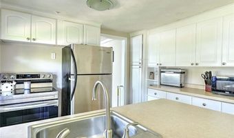 92 Chatworth Ave, Warwick, RI 02886