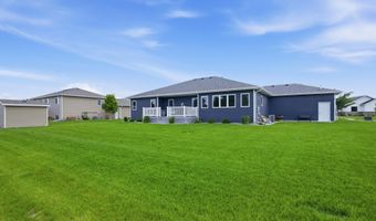 1209 Kettering Dr, Aberdeen, SD 57401