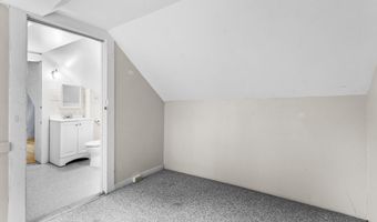 15 Grant St, Bangor, ME 04401