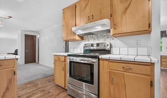 624 Crowson Rd, Ashland, OR 97520