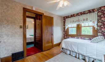 472 E Tallmadge Ave, Akron, OH 44310