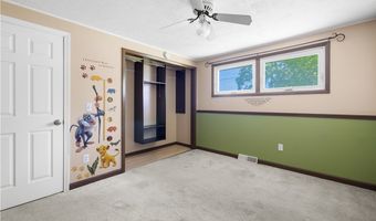 1152 Clearvue Dr, Alden, NY 14004