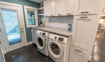 142 NE Hillside Dr, Abingdon, VA 24210